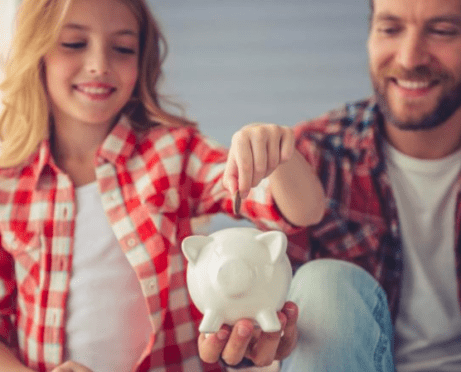 5 formas prácticas de enseñar sobre el dinero a adolescentes